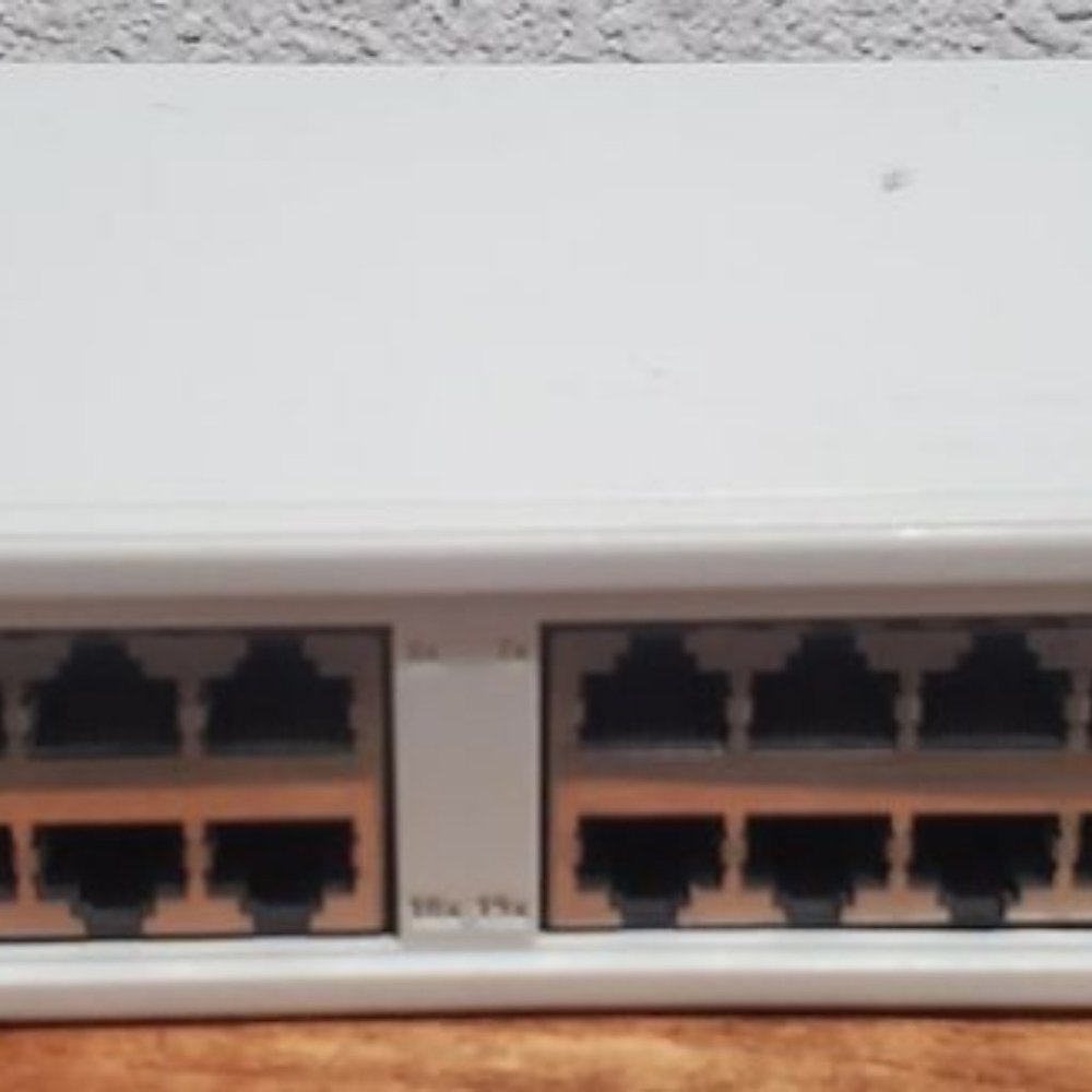 3Com Superstack II (3C16405) 24-Ports External Hub Managed stackable - Picture 7 of 8